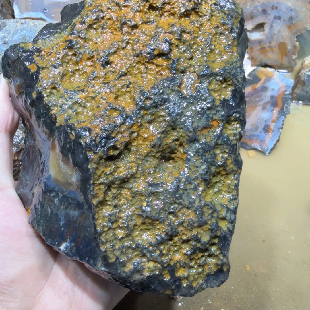 未镶嵌玛瑙/玉髓珠宝半成品