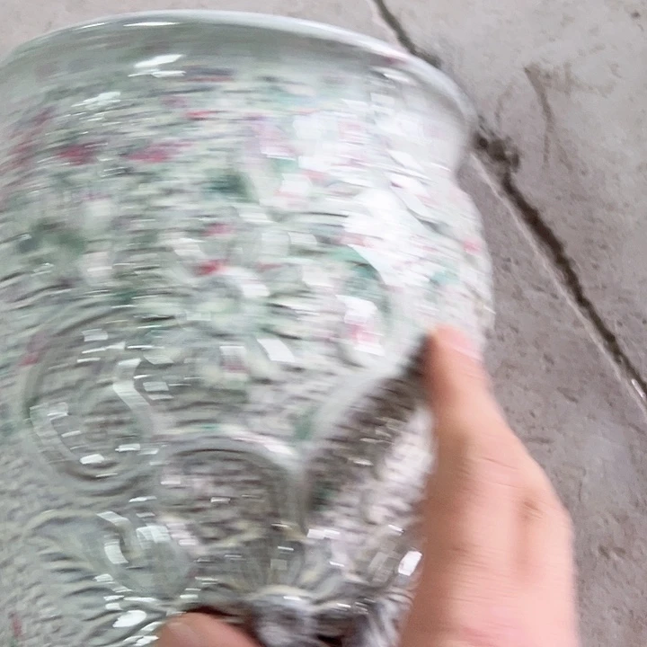 高度20厘米口18厘米