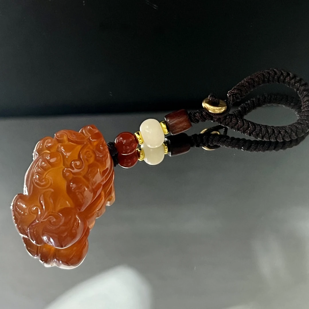 天然红玛瑙弯头貔貅手机链钥匙扣挂饰貔貅男女款时尚百搭转运饰品