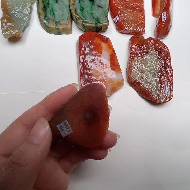 翡翠未镶嵌颈饰缅甸天然翡翠