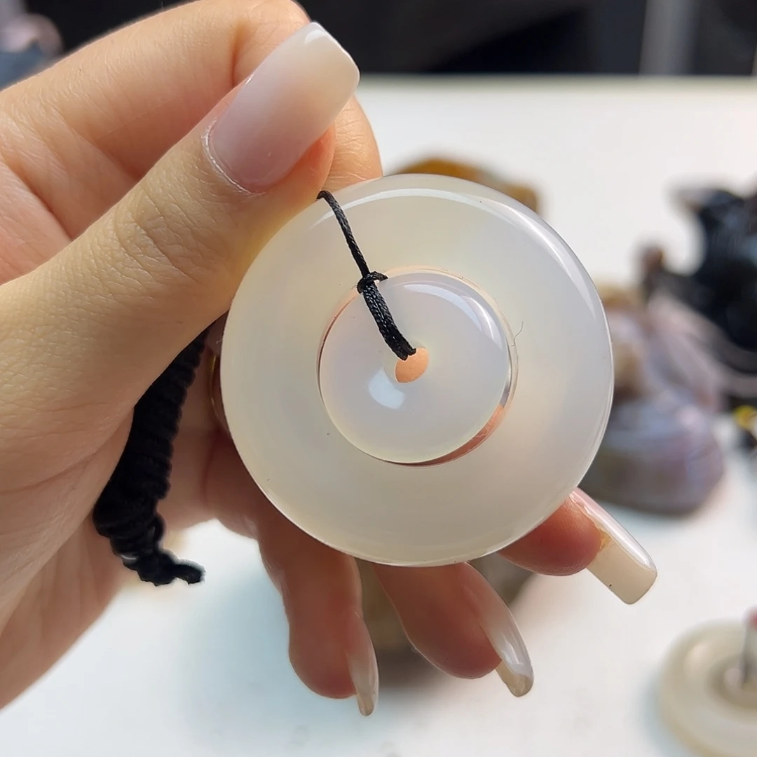 玛瑙/玉髓未镶嵌吊坠(不含链)