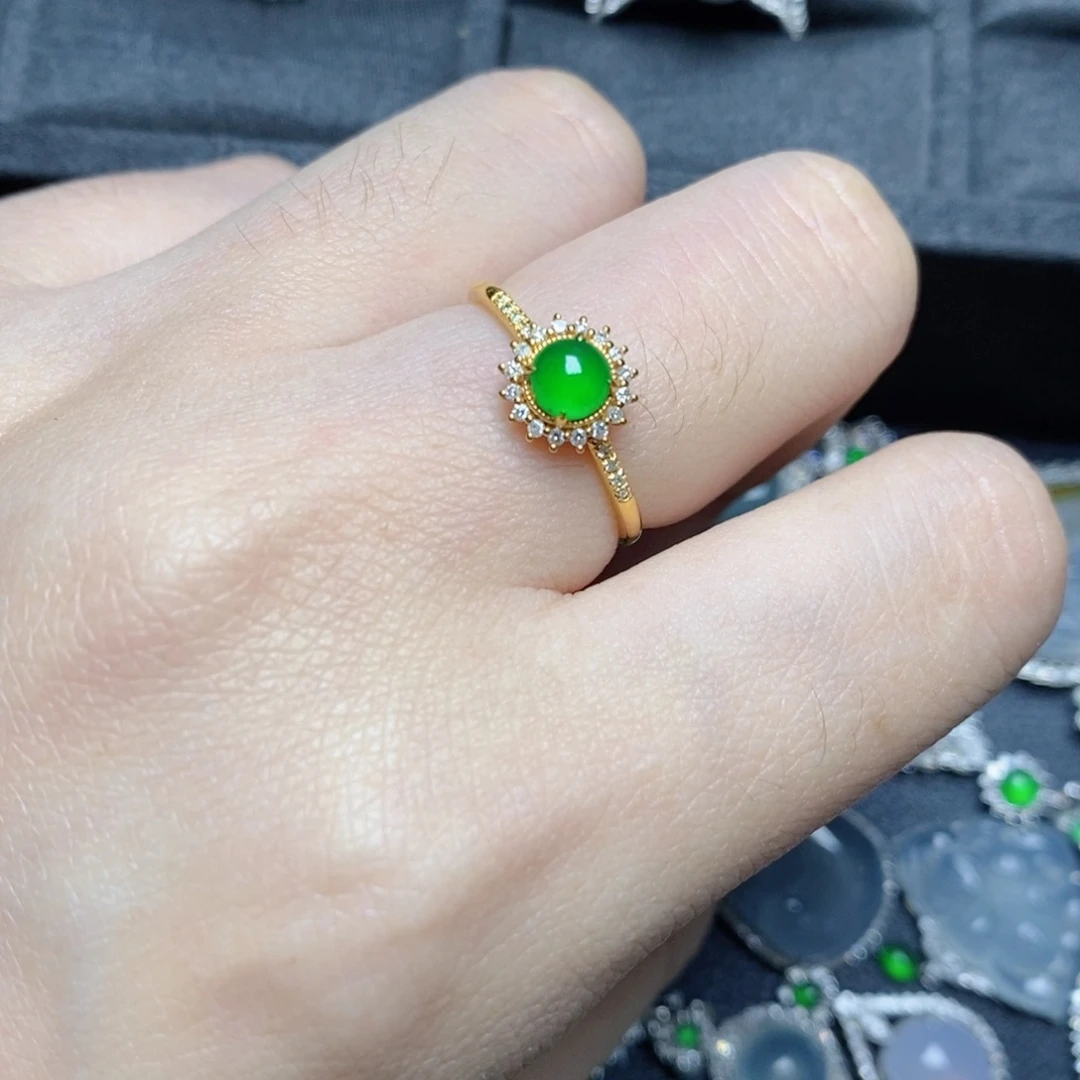 翡翠18K金镶嵌戒指戒指