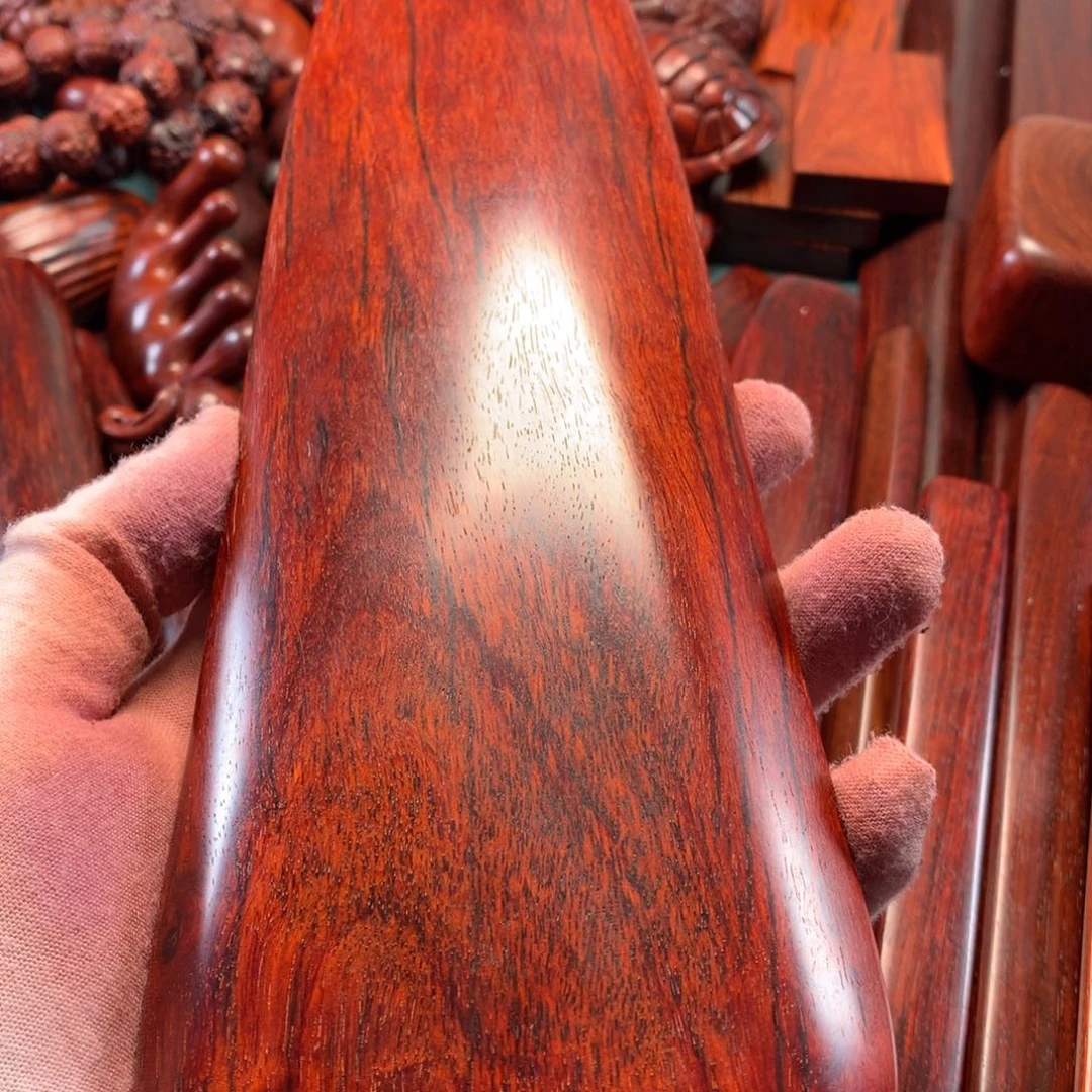 檀香紫檀（小叶紫檀）云**山