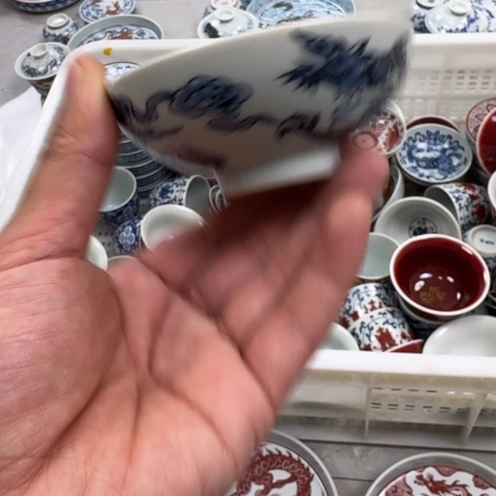 摆件青花铠甲龙普洱杯