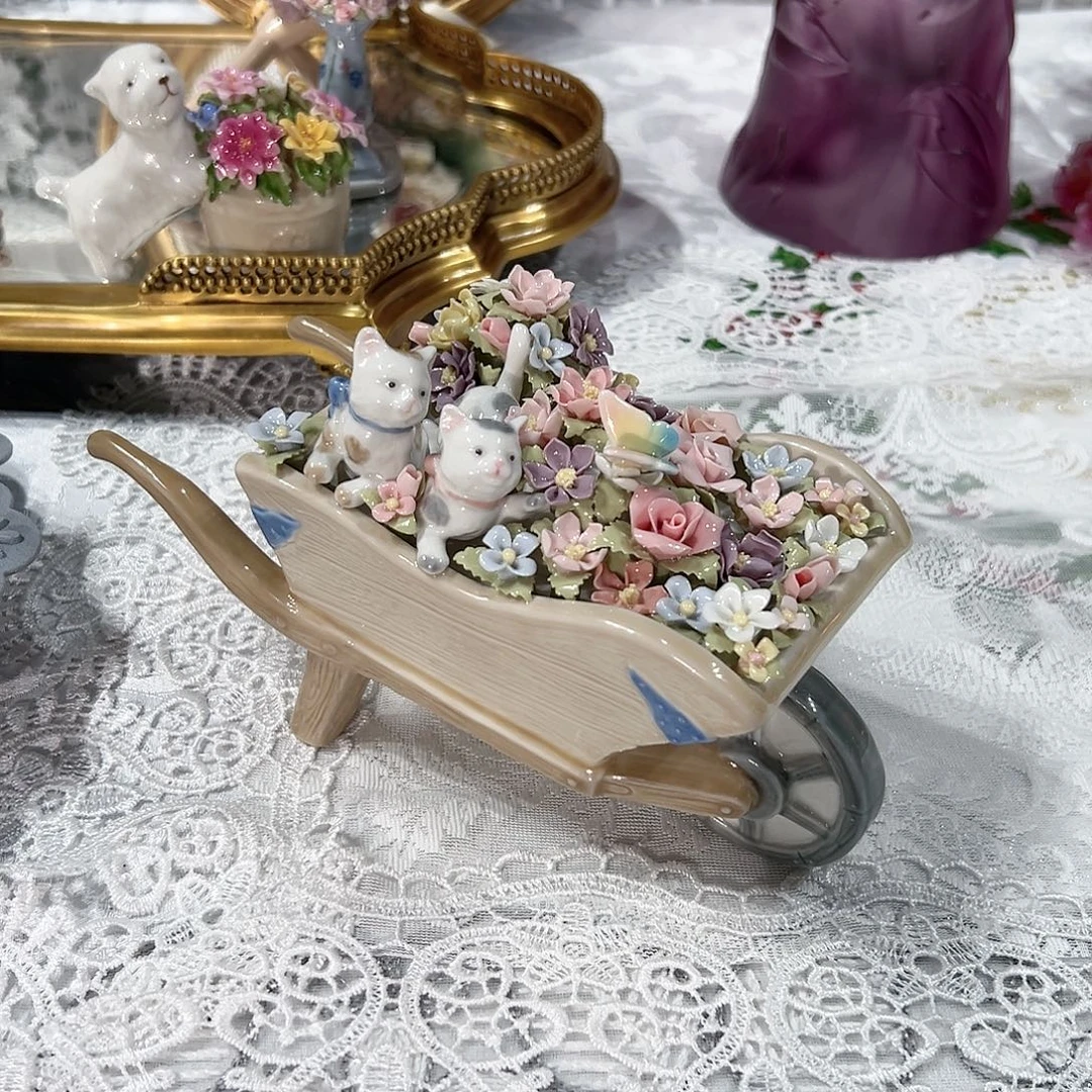 陶瓷0135福利猫咪花车音乐盒