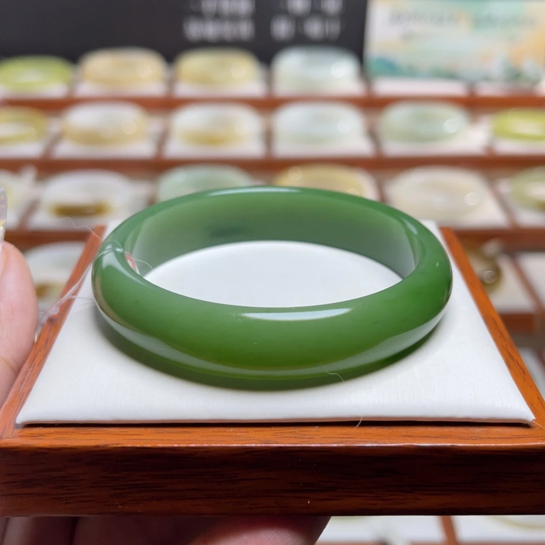 【闪购商品】和田玉手镯未镶嵌60 －61