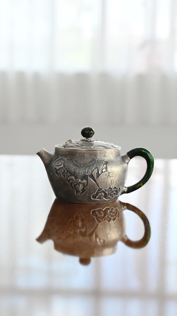 儒益文创大师隐龙浮雕复古足银999大漆把银壶泡茶壶泡茶器家用壶