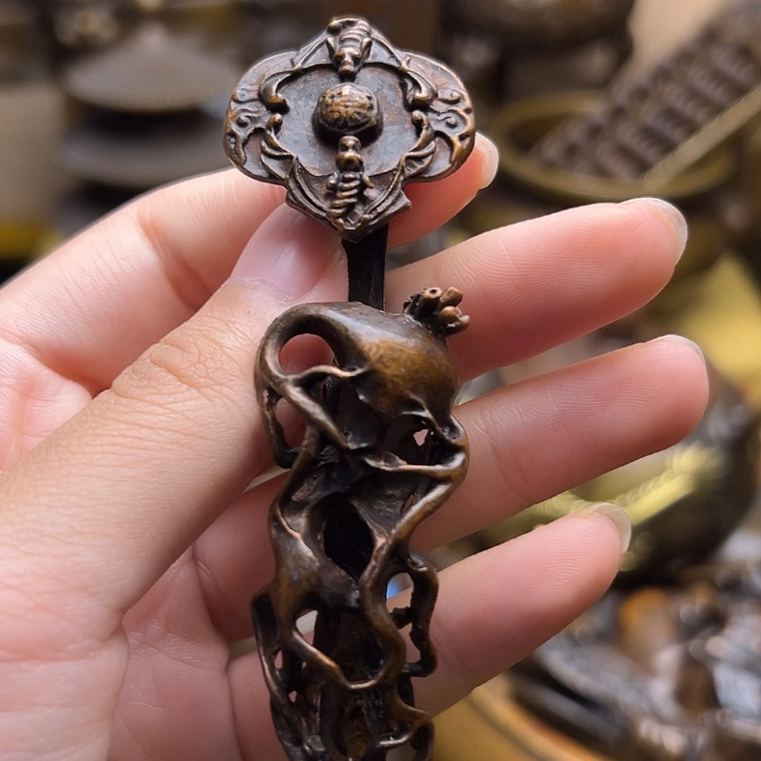 铜器摆件老王直播间