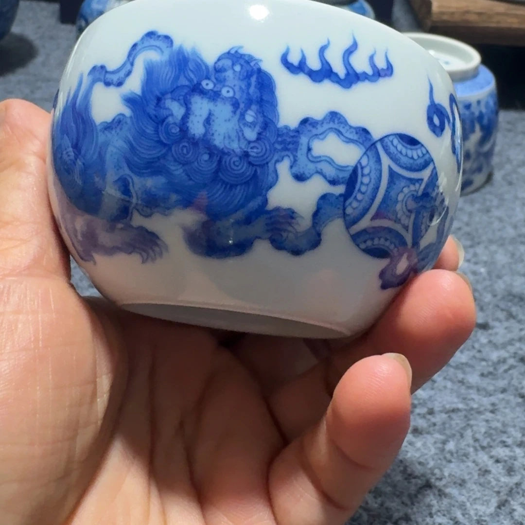 景德镇现代陶瓷杯
