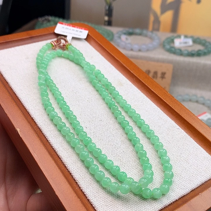 翡翠合金手链果绿长项链，漏