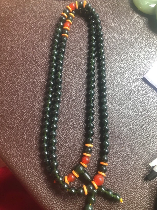 精品岫玉，冰透180粒未镶嵌