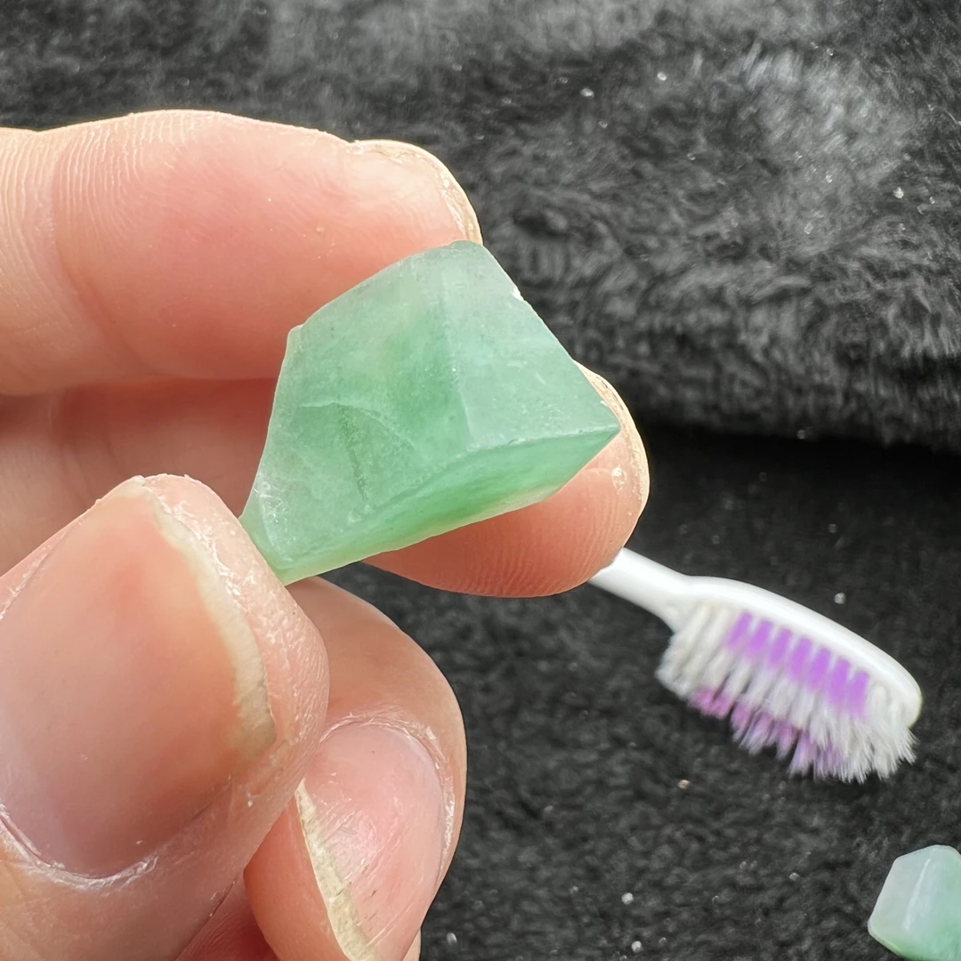 缅甸翡翠A货色花料