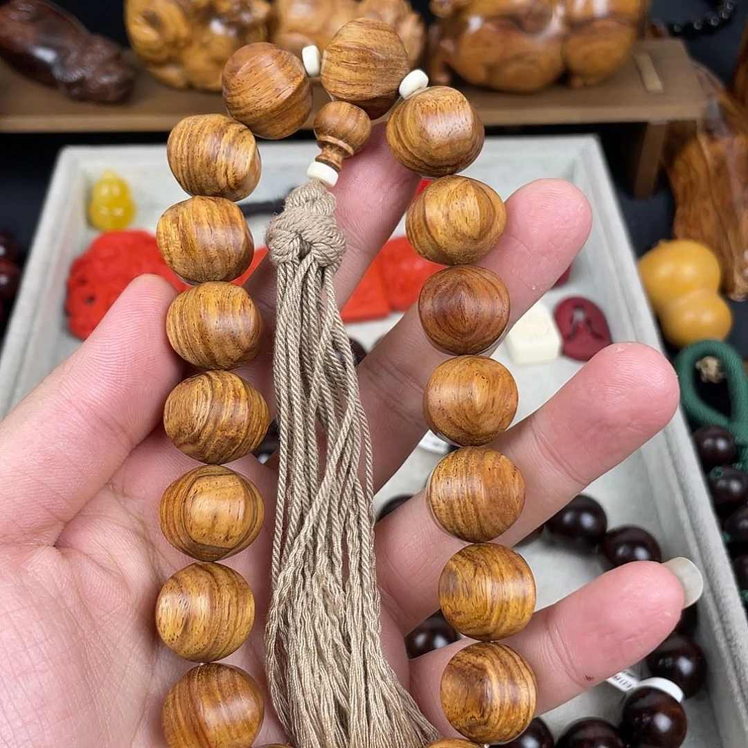 黄花梨/降香黄檀手串/手链1.8X2.0手持 六棱珠