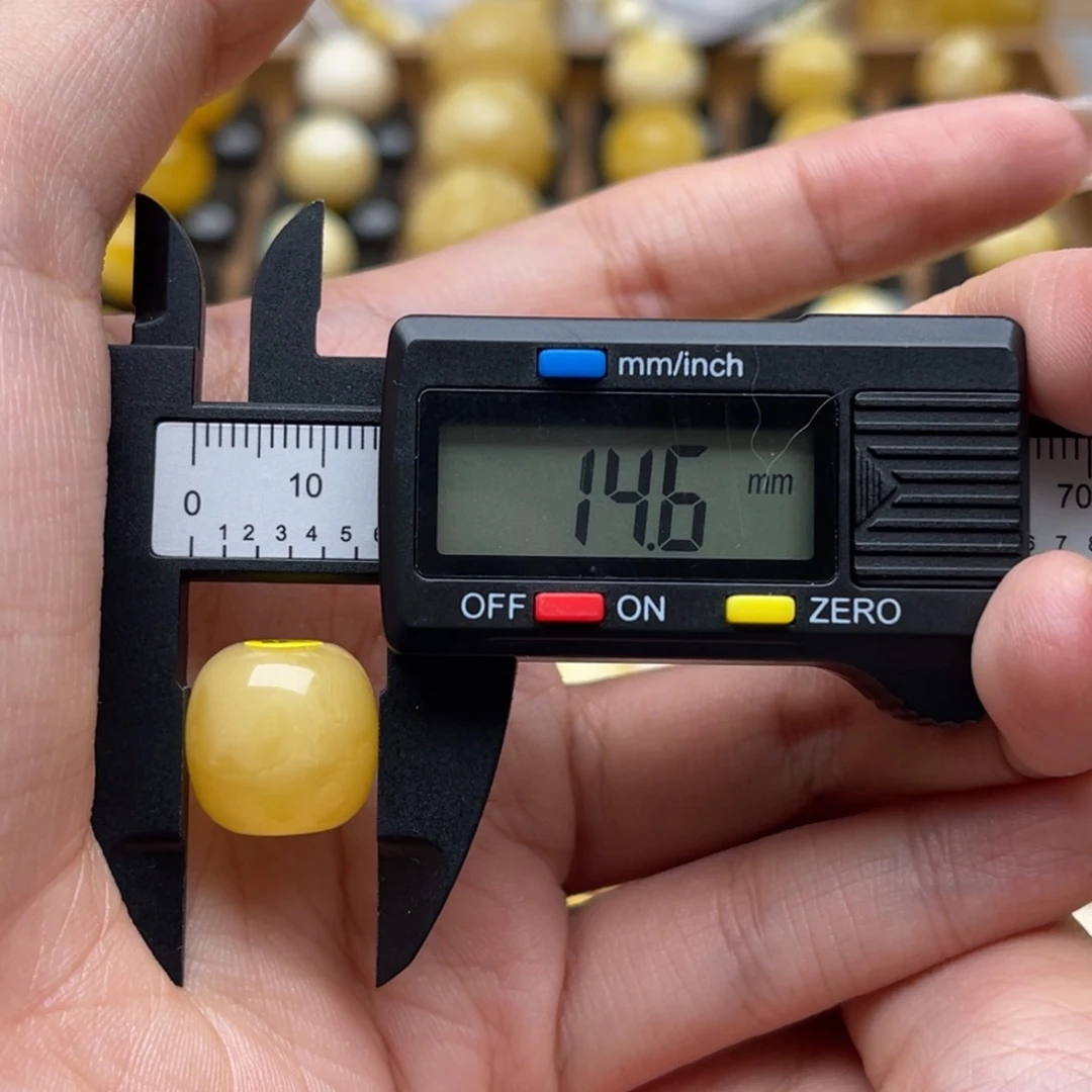 琥珀未镶嵌裸石蜜蜡墩子静