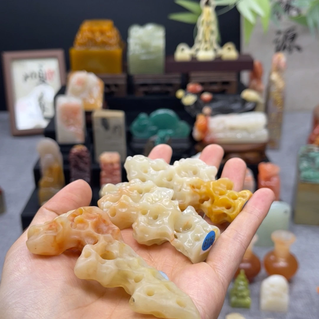 悠***悠寿山石印石6111。6116   6043