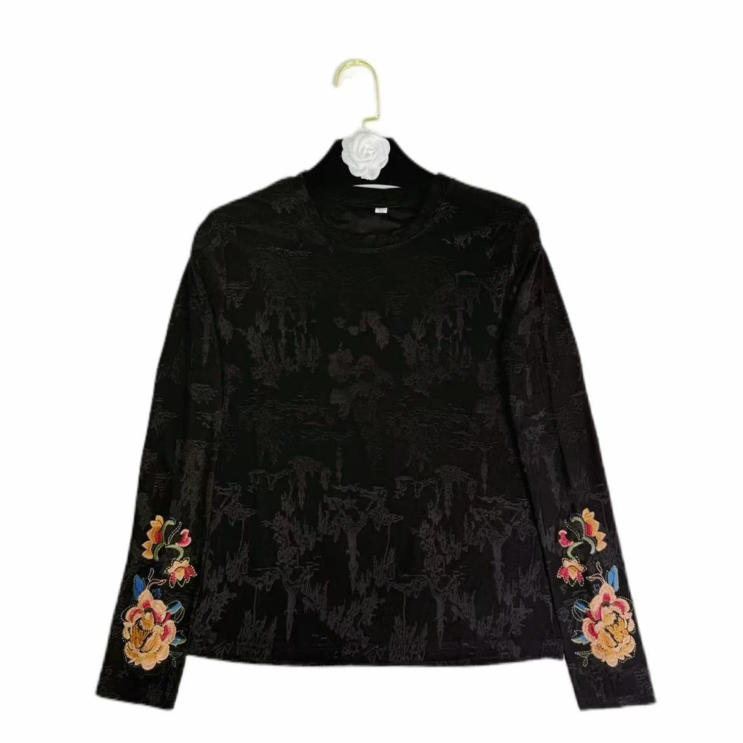 2024年秋冬新款百搭苏绣打底衫