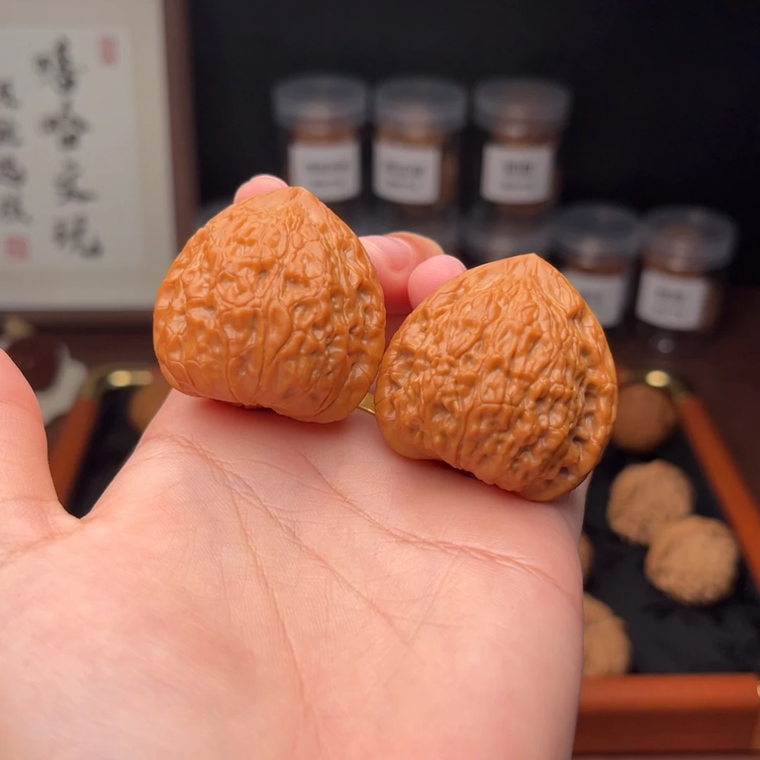 吊坠文玩核桃w*一抹红