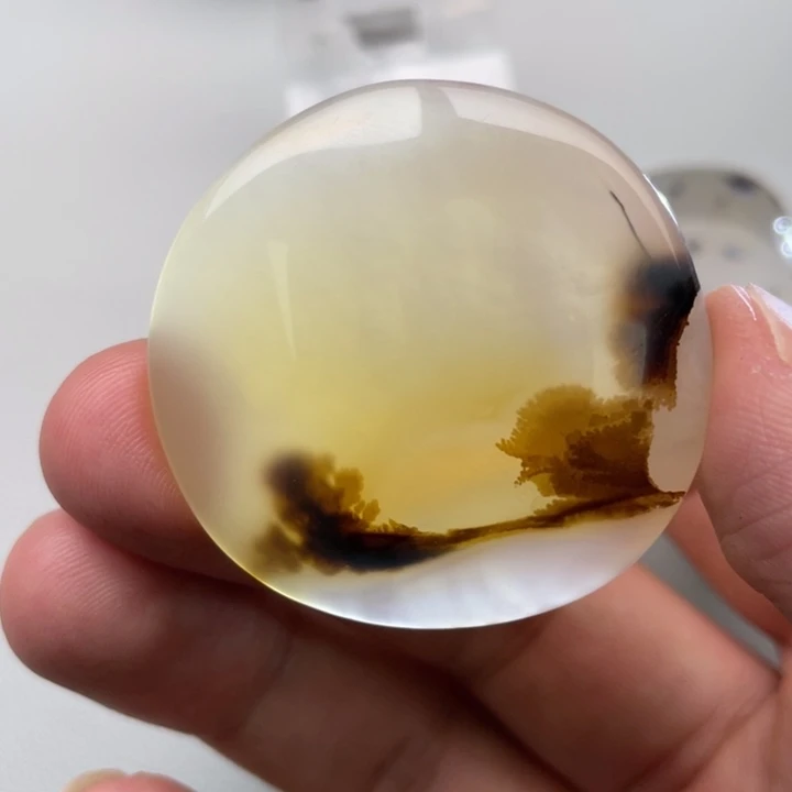 玛瑙/玉髓颈饰未镶嵌穿**空