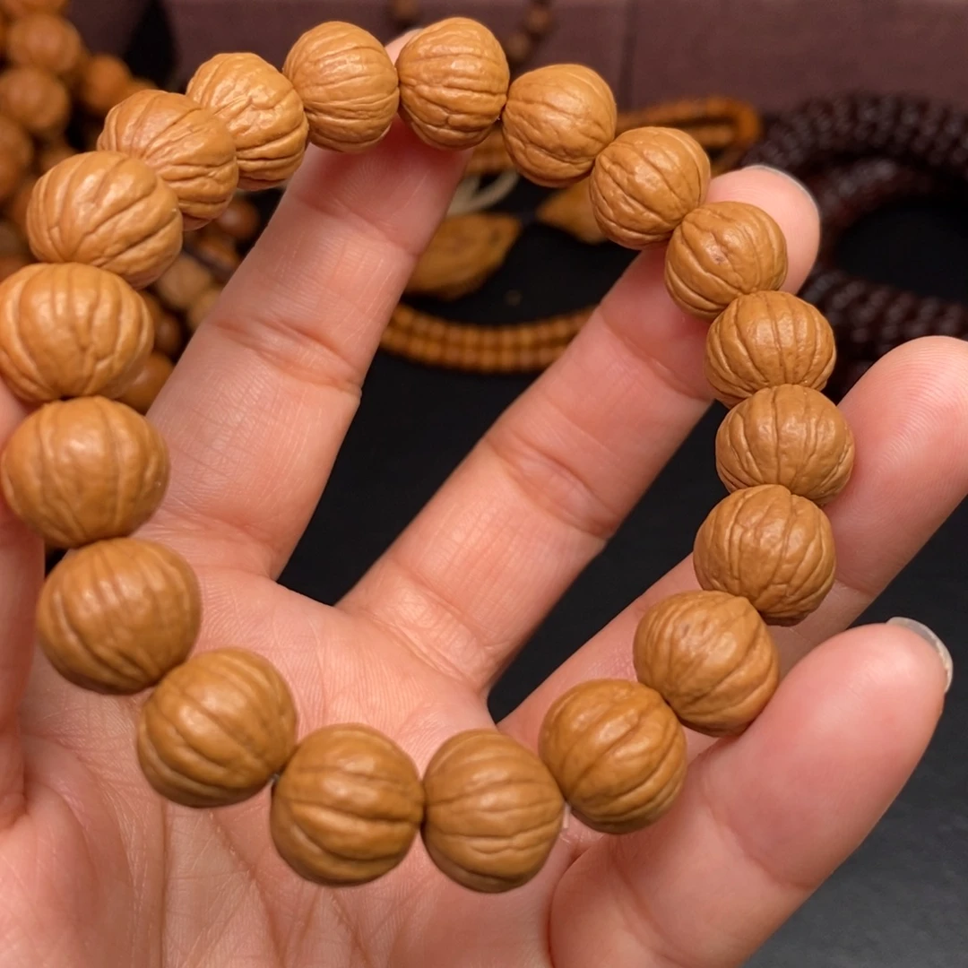 谁***荡猴头核桃吊坠橄榄核桃