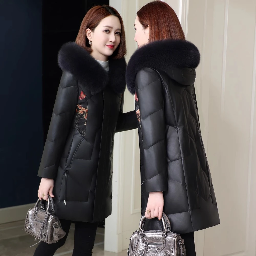 海宁真皮皮羽绒服女2025新款冬季连帽中年妈妈绵羊皮外套中长款