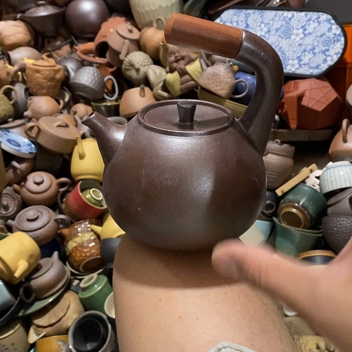 瓷片荷花的小秘密是的