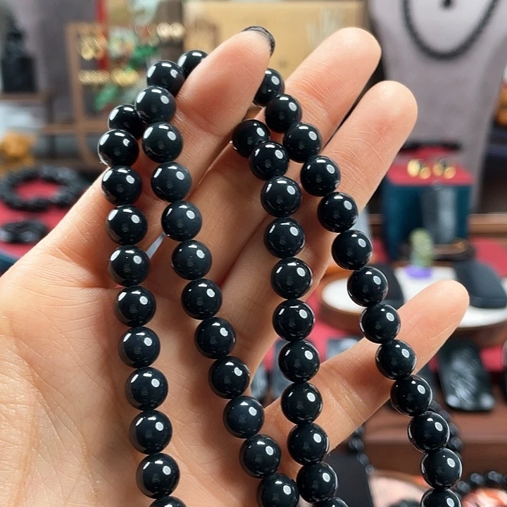 和田玉项链未镶嵌卡8入门级