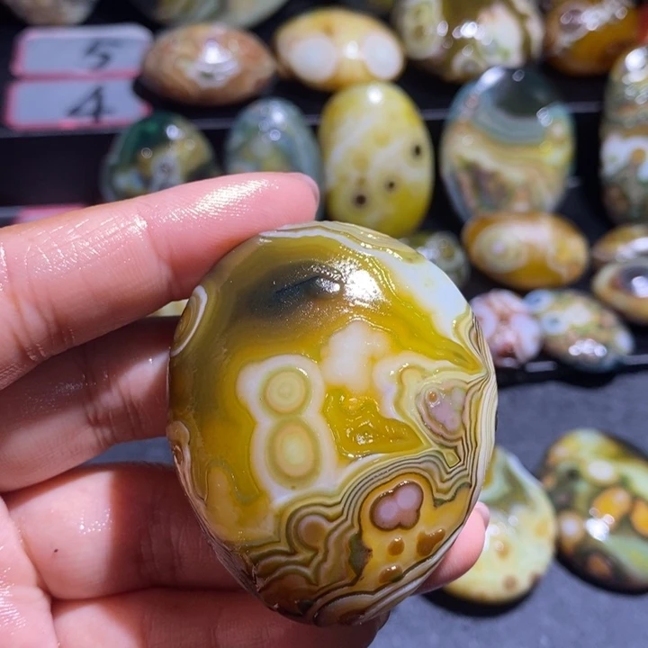 玛瑙/玉髓未镶嵌吊坠(不含链)152