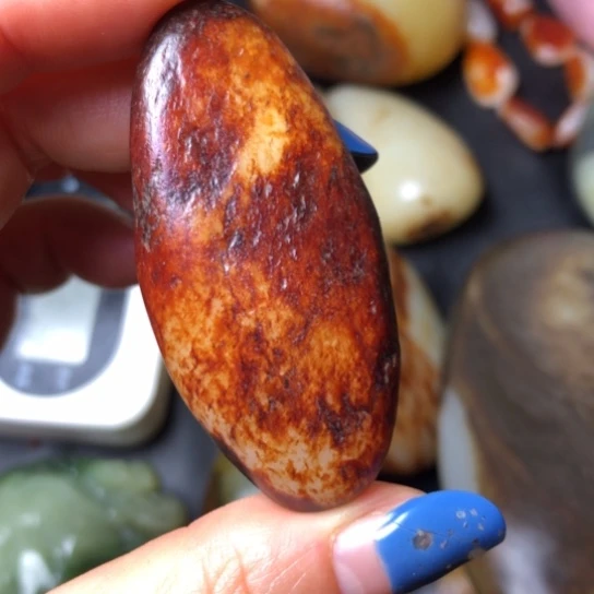 和田玉未镶嵌珠宝奇石