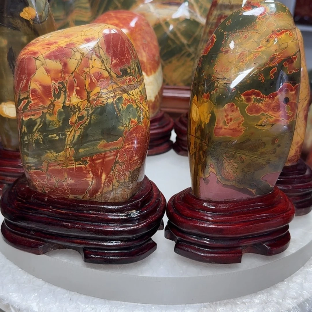 石材乳源彩石家摆件2个