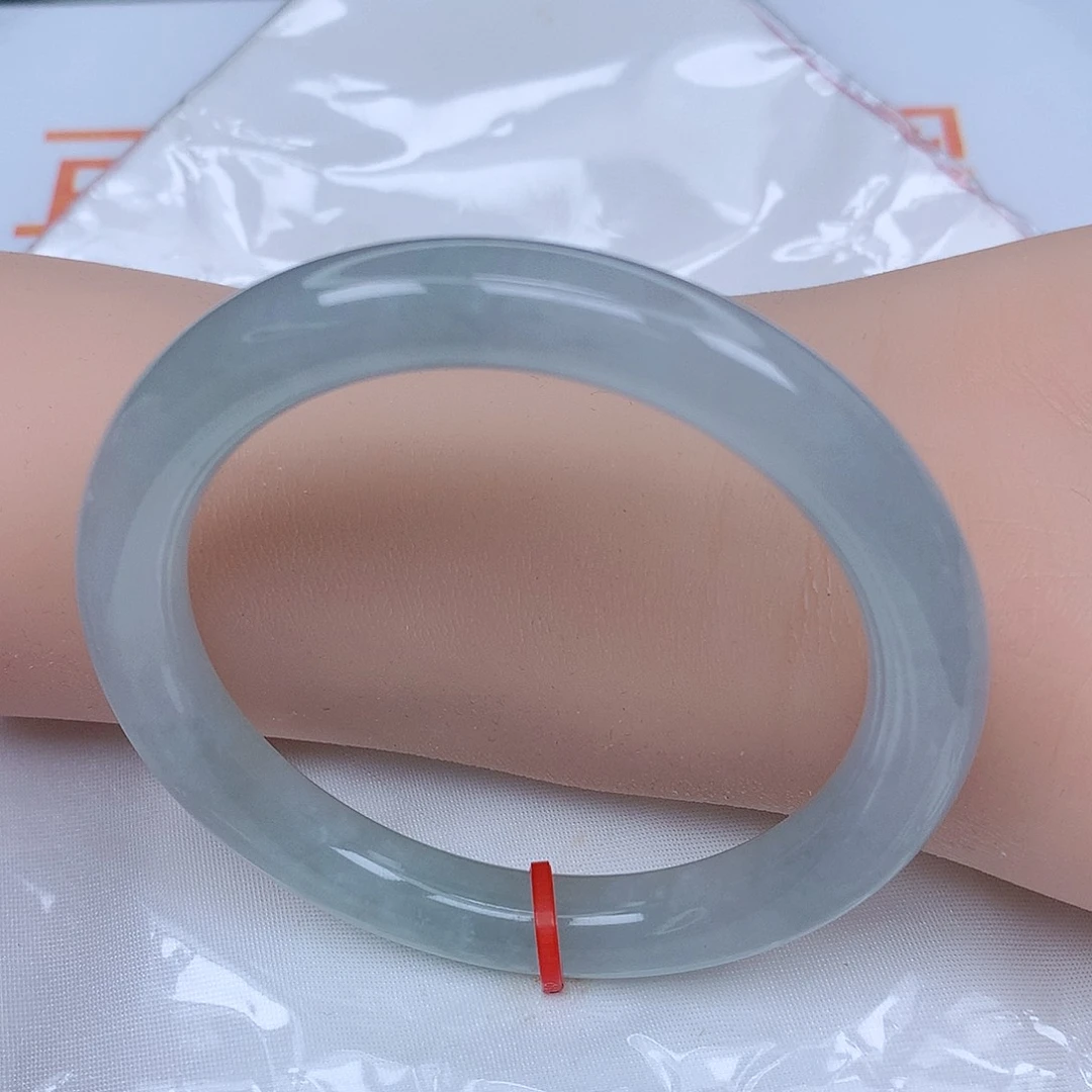 【闪购商品】未镶嵌手镯翡翠，53