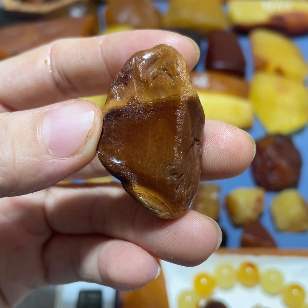 定制蜜蜡未镶嵌随形花蜡