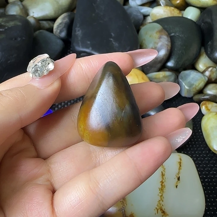 中***师未镶嵌和田玉（糖玉）挂件
