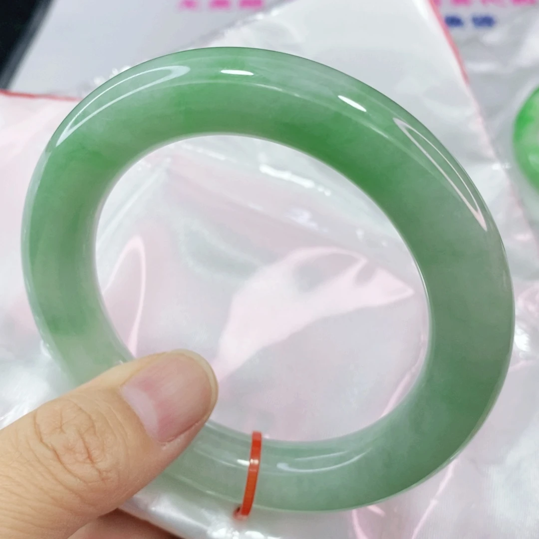 未镶嵌手镯翡翠58.8圈口高货毕业