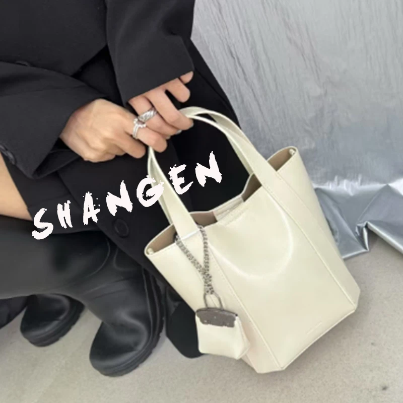 【尚恩CC】SK-62624-1-燕麦白22*15*19轻奢时尚女士新款手提斜挎包