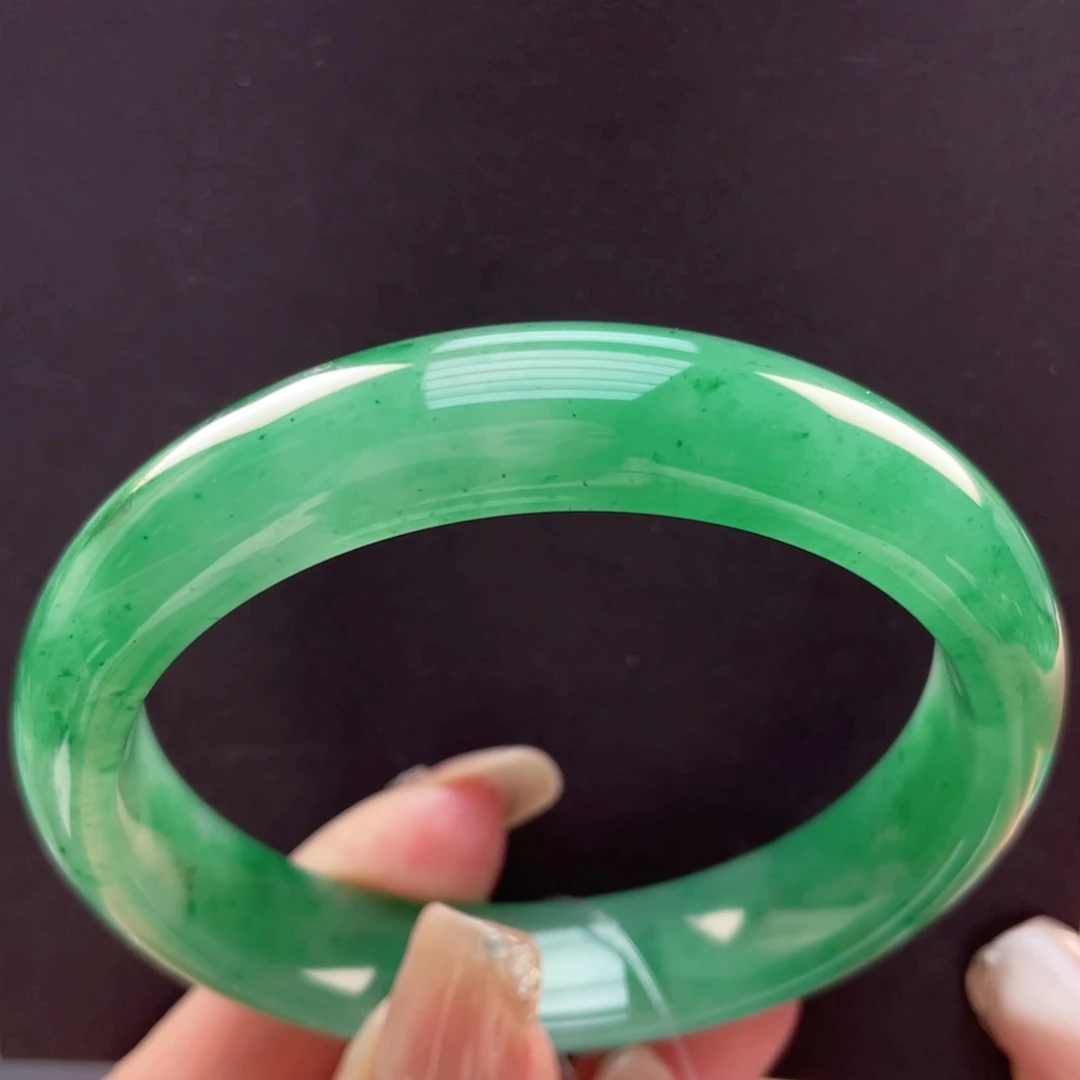 米***奶石英质玉未镶嵌手镯57-58