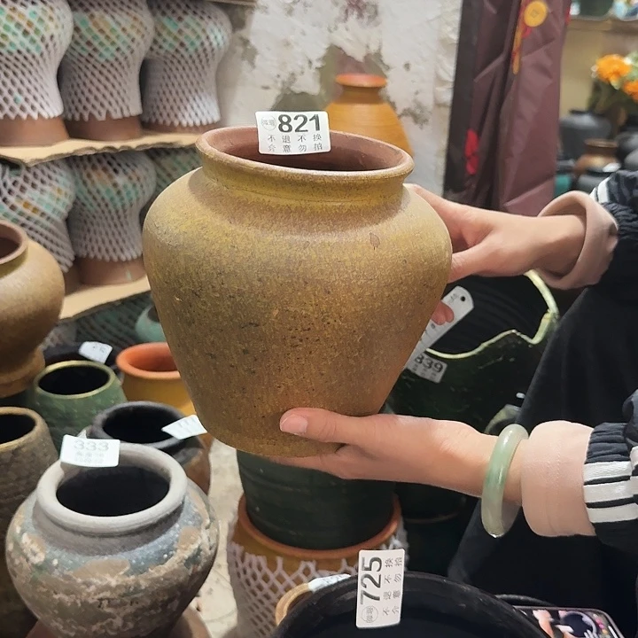 瑕疵黄色坛子821高度20口径13