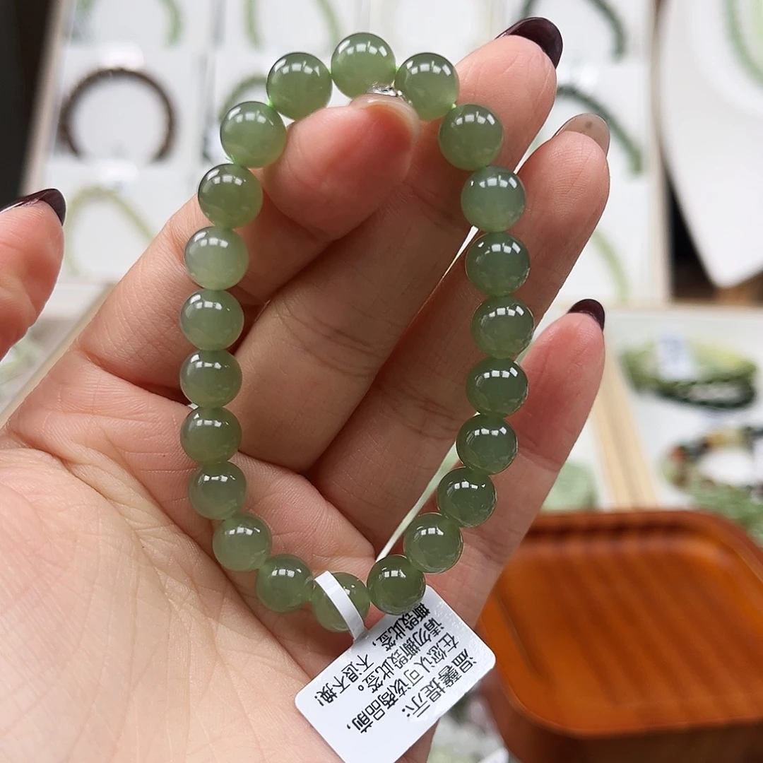 洋***师和田玉未镶嵌手链