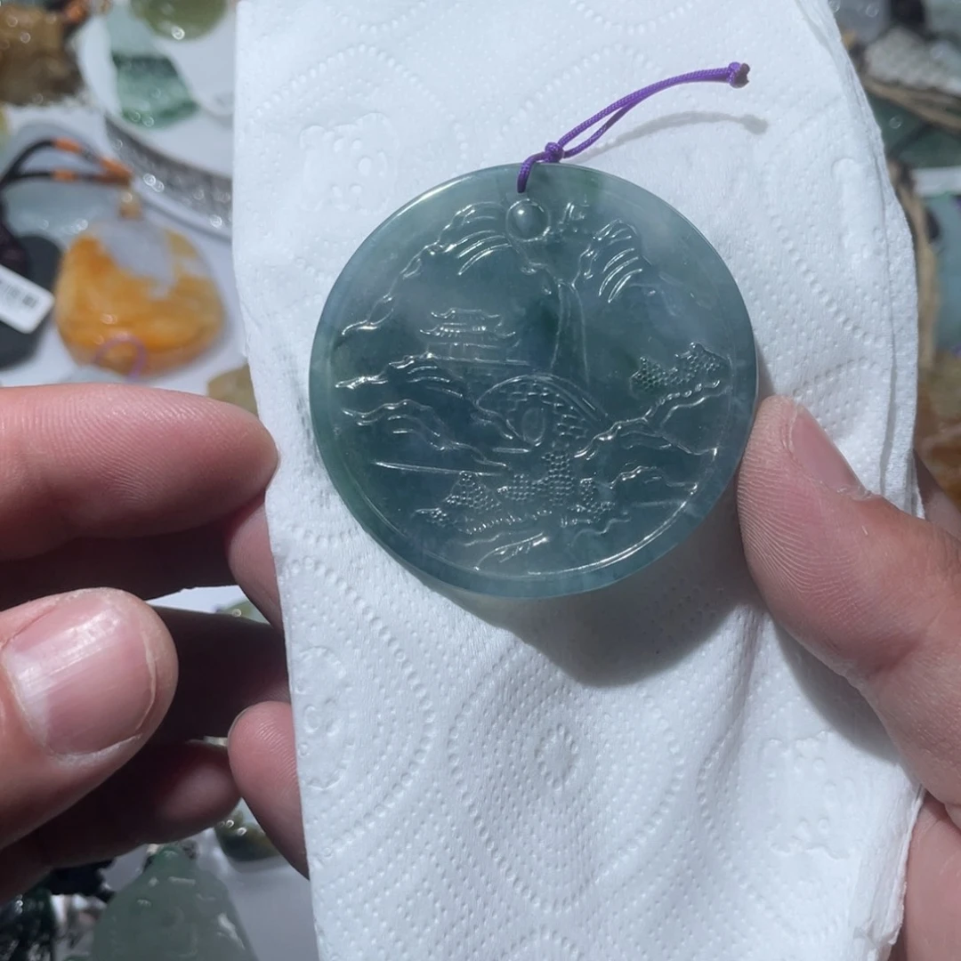 翡翠颈饰未镶嵌天然