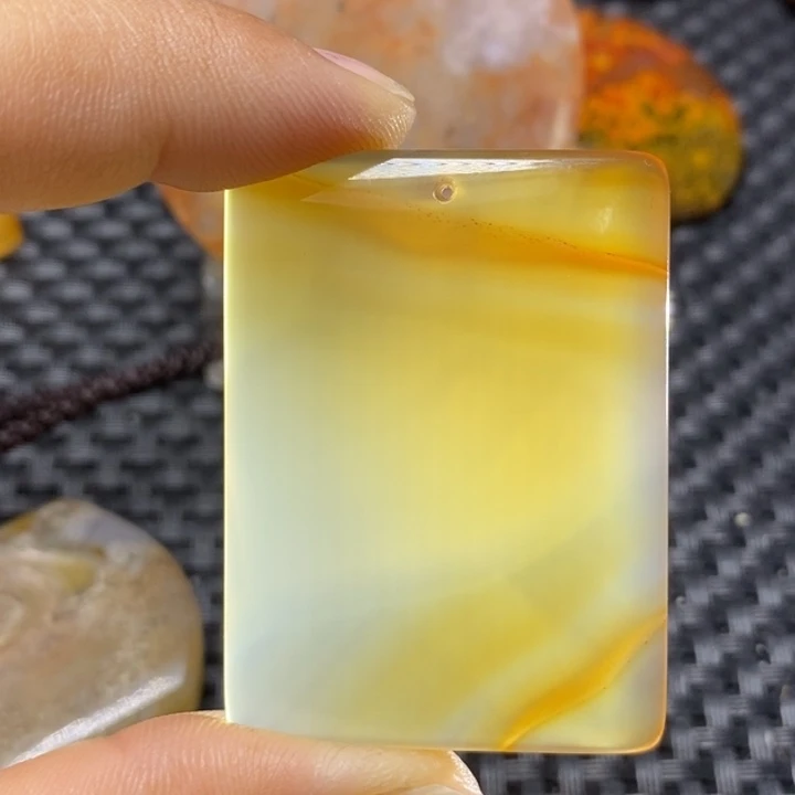 玛瑙/玉髓颈饰未镶嵌雾*加