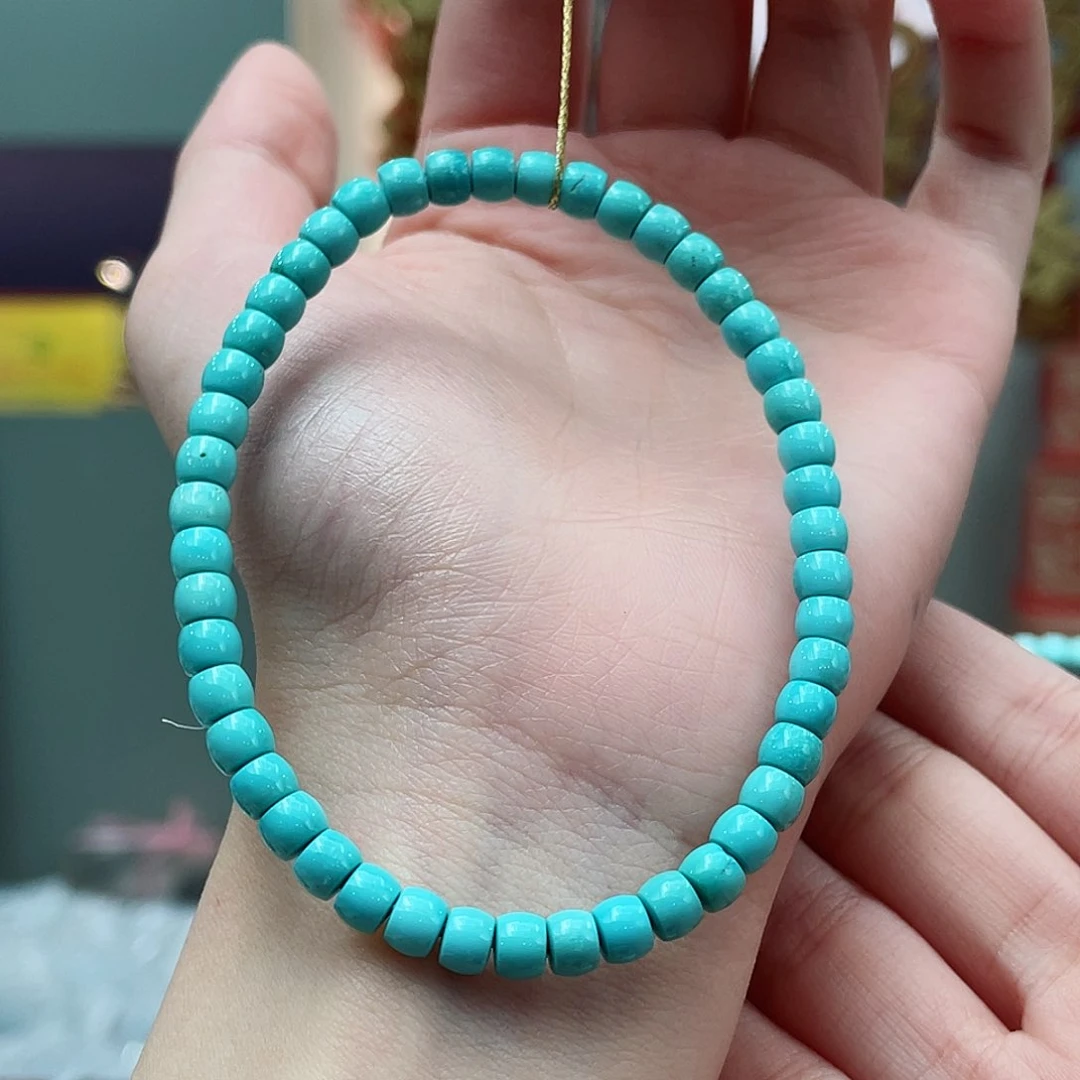 绿松石颈饰未镶嵌