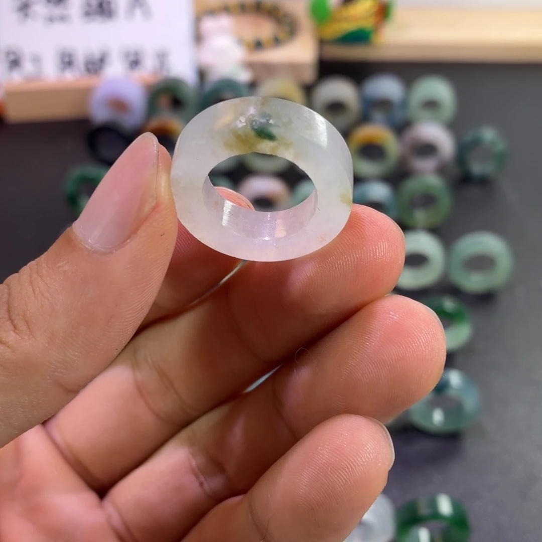 *****定制翡翠未镶嵌戒指