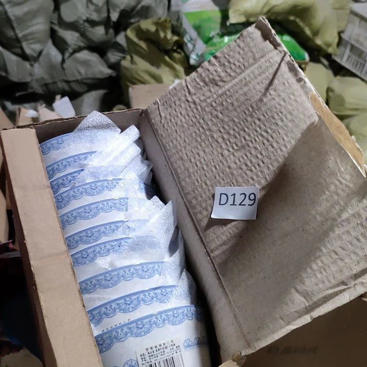 摆件陶瓷盘子碗啥都有