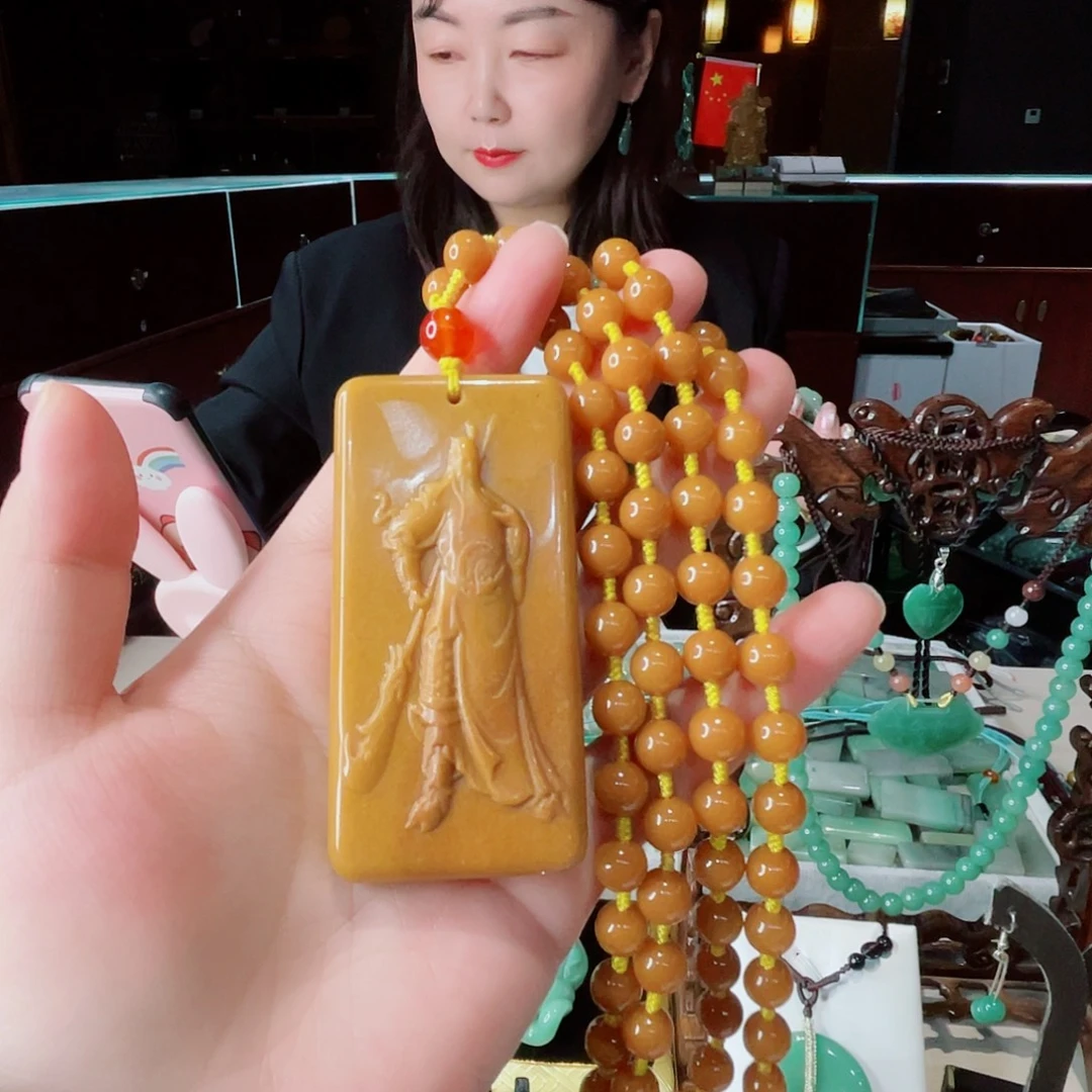 密玉（石英质玉）未镶嵌颈饰