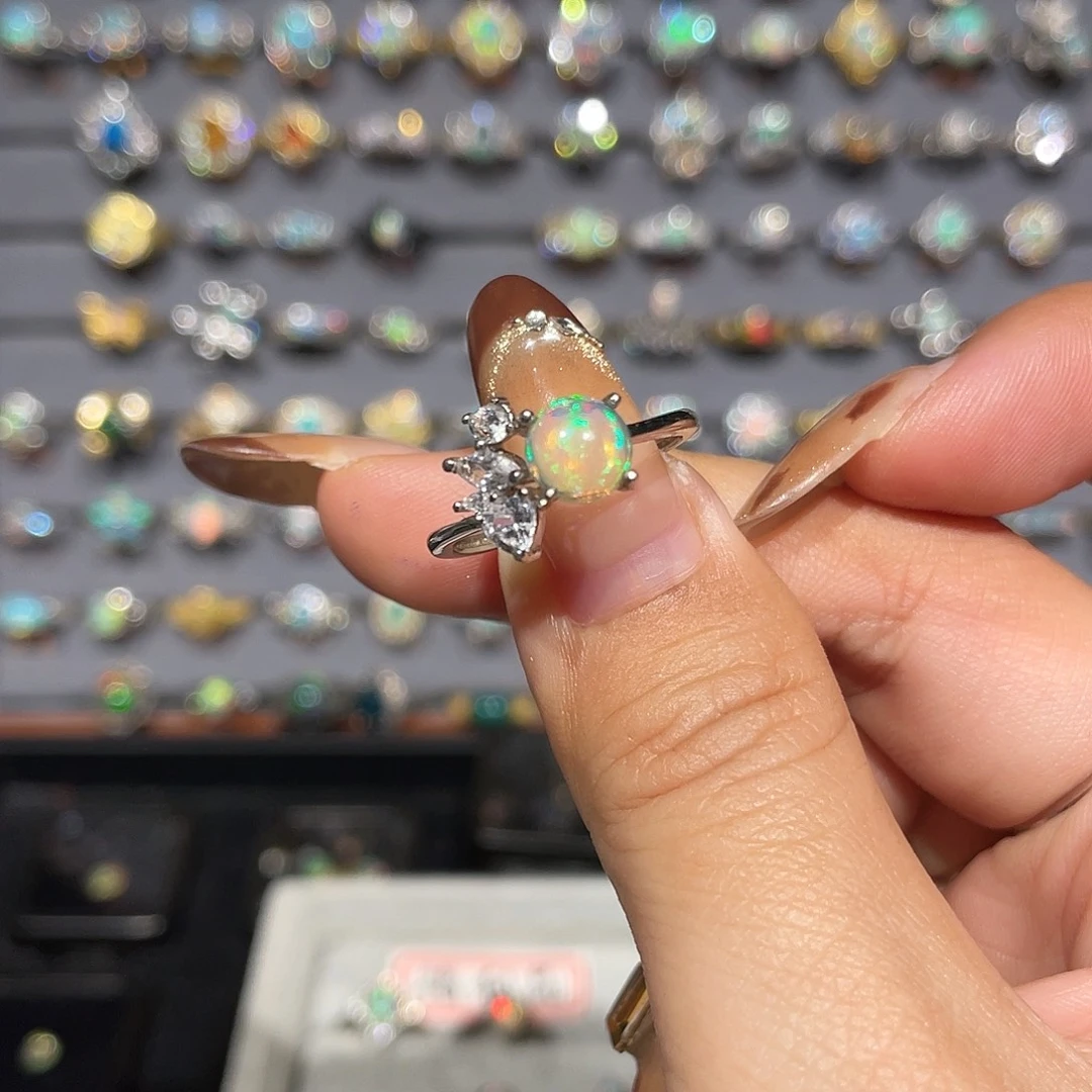 冬***️欧泊银S925镶嵌戒指不退不换