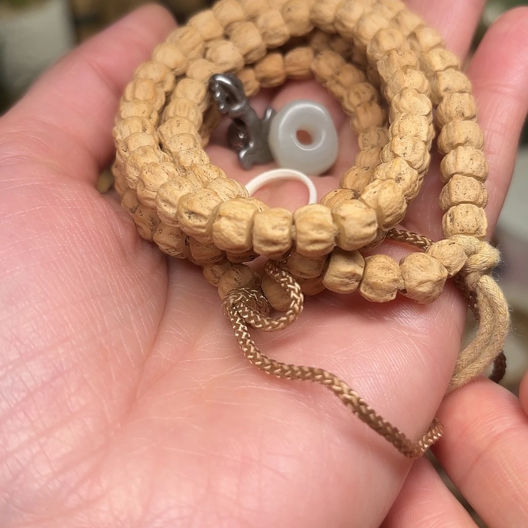 放***心柏香籽/百香籽吊坠柏香籽配饰