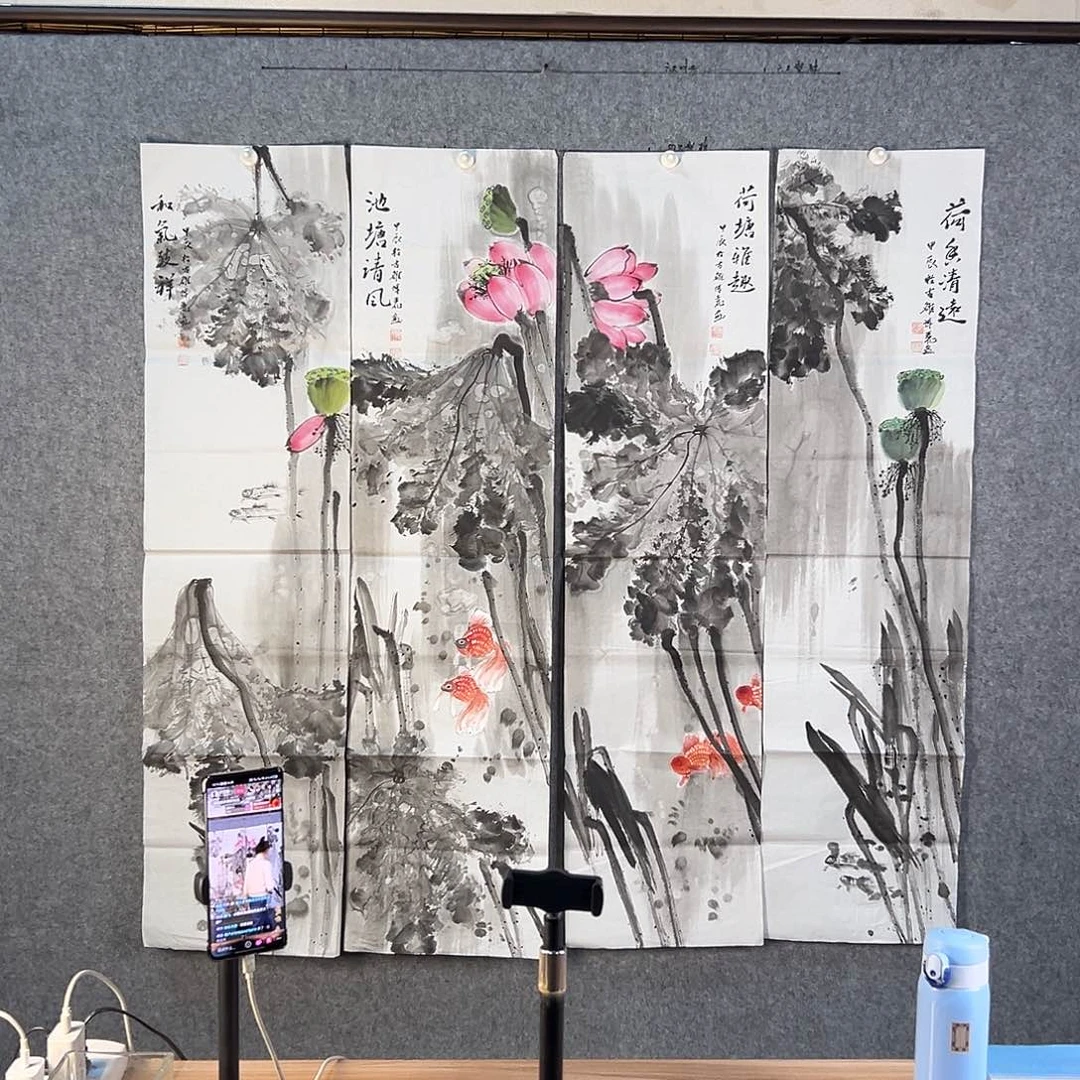 国画487 花鸟在树丛的顶端发出巨大声音