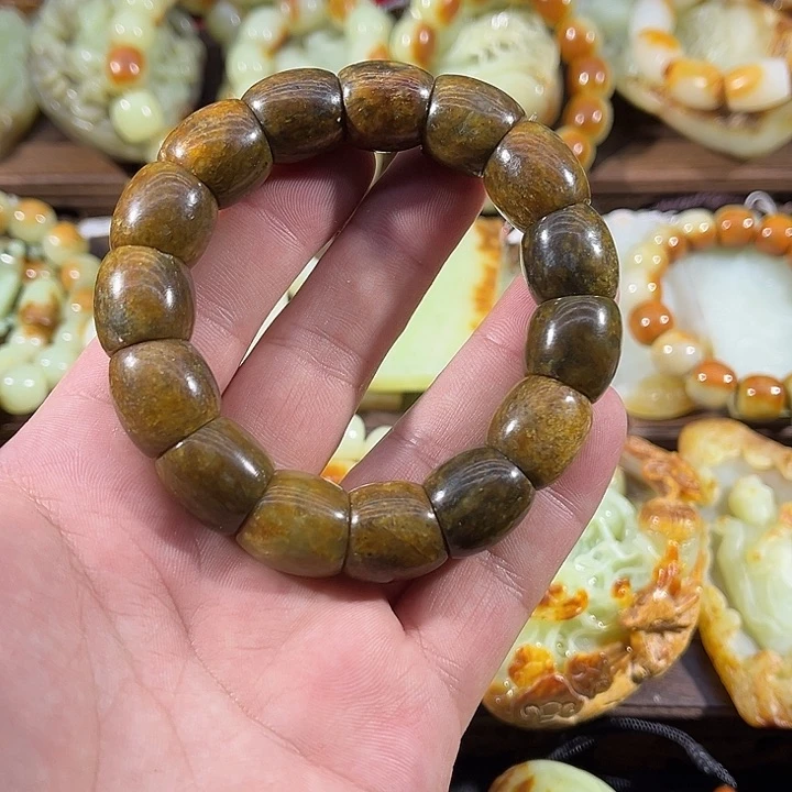 手链未镶嵌透闪石质玉