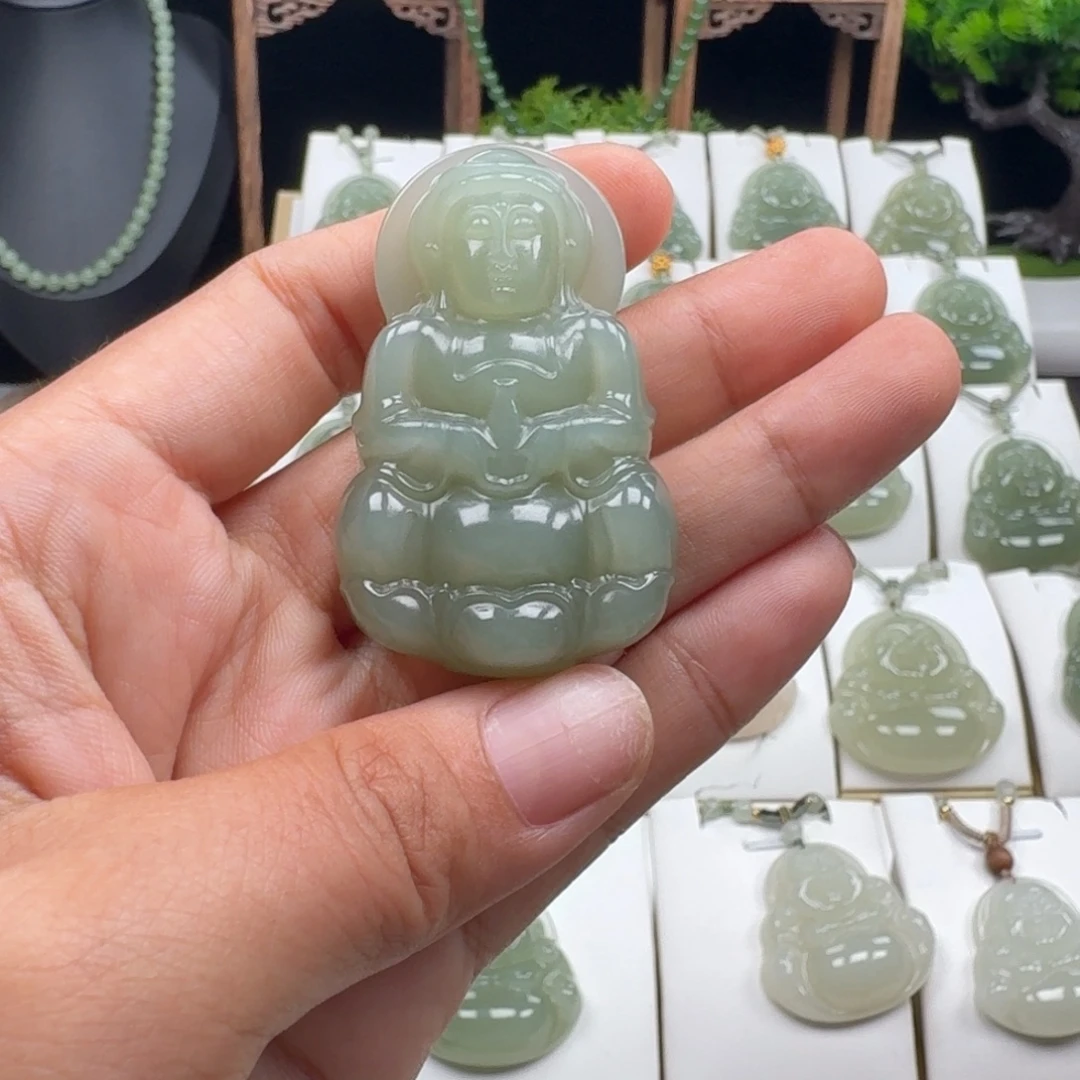 若***愚颈饰未镶嵌和田玉