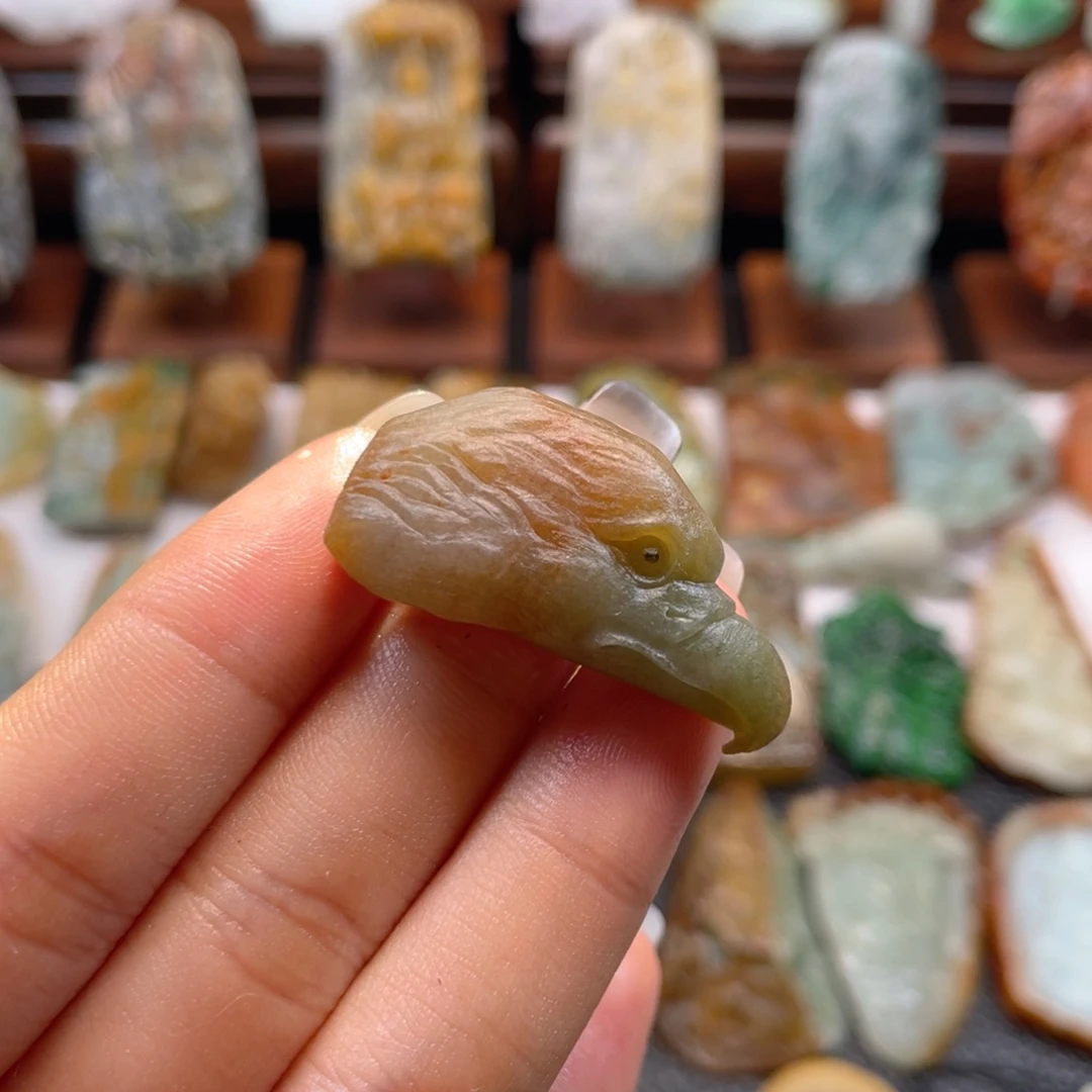 定制翡翠未镶嵌翡翠