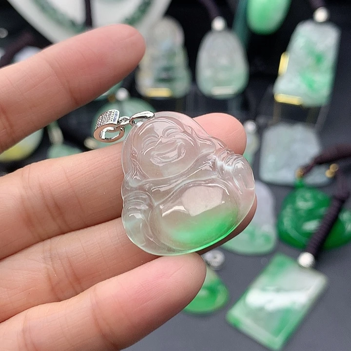 翡翠未镶嵌吊坠(赠链)